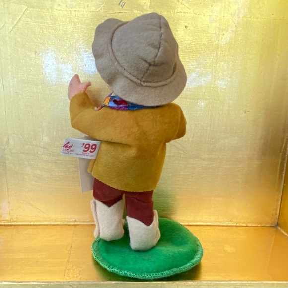 VTG Annalee - 1999 Mobilitee Doll - Picture 5 of 13